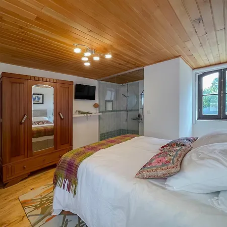Casa Luis Pato Farm stay *